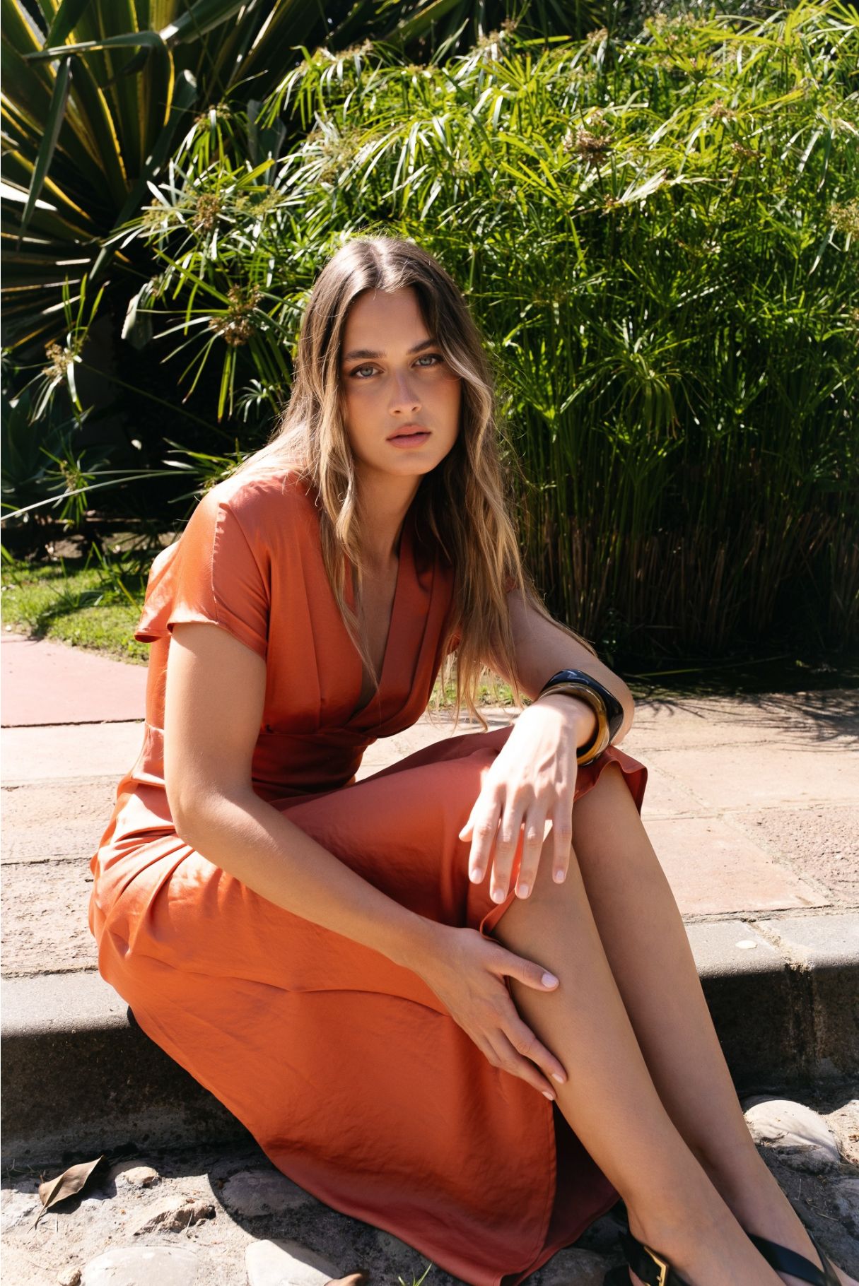 VESTIDO MIDI SATINADO